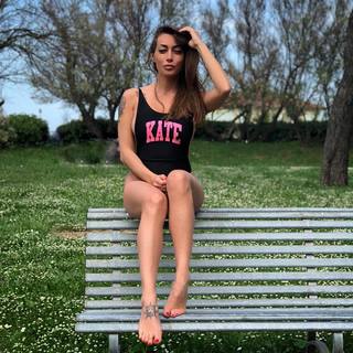 Karina Cascella feet photo 1