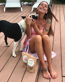 Karina Cascella feet photo 20