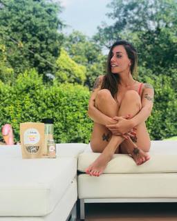Karina Cascella feet photo 16