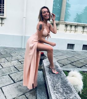 Karina Cascella feet photo 20