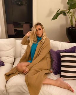 Karina Cascella feet photo 7