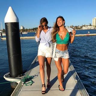 Karina Elle feet photo 2