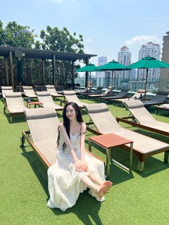 Karina feet photo thumbnail