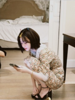 Karina feet photo thumbnail