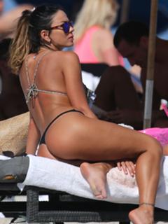 Karina Jelinek feet photo thumbnail