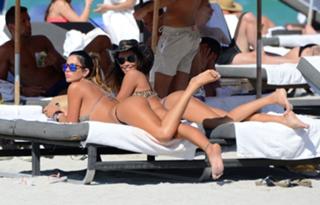 Karina Jelinek feet photo thumbnail