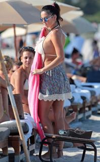 Karina Jelinek feet photo thumbnail