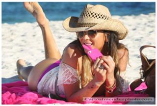 Karina Jelinek feet photo thumbnail