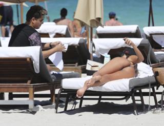 Karina Jelinek feet photo thumbnail