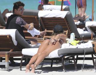 Karina Jelinek feet photo thumbnail