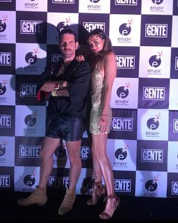 Karina Jelinek feet photo thumbnail