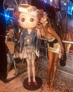 Karina Jelinek feet photo thumbnail