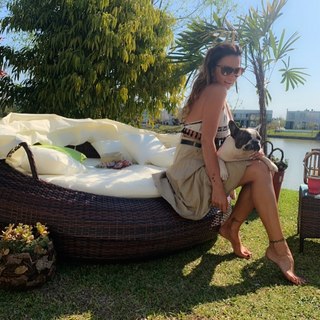 Karina Jelinek feet photo thumbnail