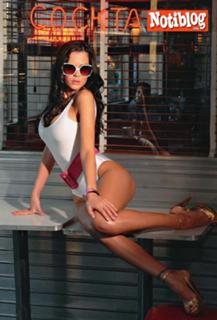 Karina Jelinek feet photo thumbnail