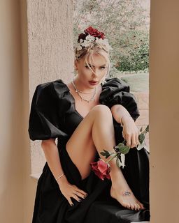 Karina Kross feet photo 16