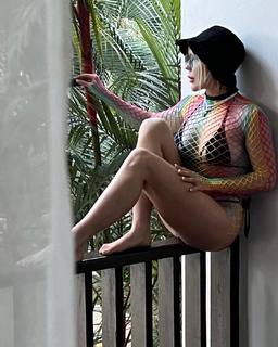 Karina Kross feet photo 3
