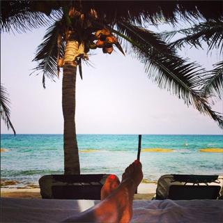 Karina Smirnoff feet photo thumbnail