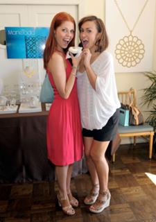 Karina Smirnoff feet photo thumbnail