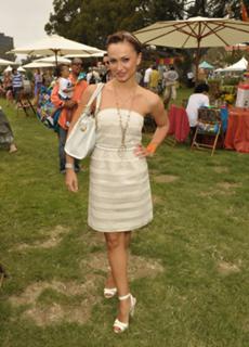 Karina Smirnoff feet photo thumbnail