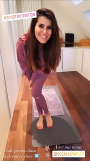 Karine Ferri feet photo thumbnail