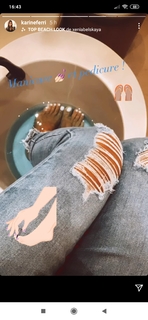 Karine Ferri feet photo thumbnail