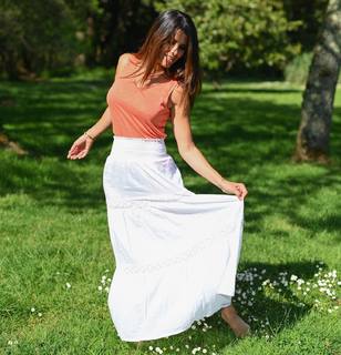 Karine Ferri feet photo thumbnail