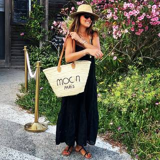 Karine Ferri feet photo thumbnail