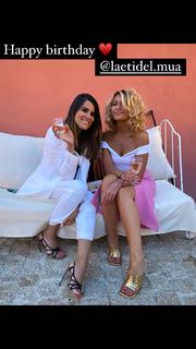 Karine Ferri feet photo thumbnail