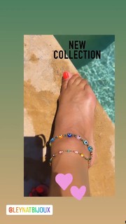 Karine Ferri feet photo thumbnail