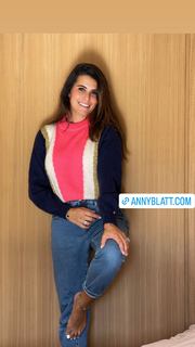 Karine Ferri feet photo thumbnail