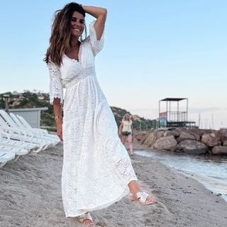 Karine Ferri feet photo thumbnail