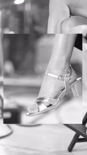 Karine Ferri feet photo thumbnail