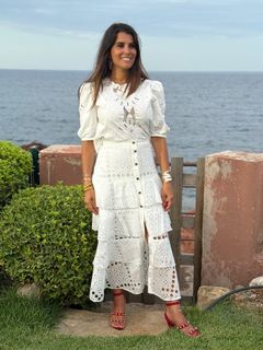 Karine Ferri feet photo thumbnail