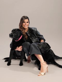 Karine Ferri feet photo thumbnail