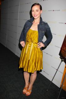 Karine Vanasse feet photo 13