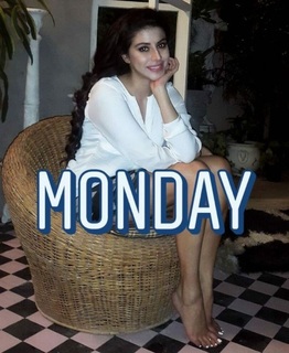 Karishma Kotak feet photo thumbnail