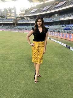 Karishma Kotak feet photo thumbnail