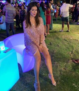 Karishma Kotak feet photo thumbnail