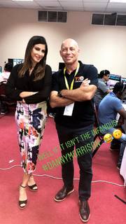 Karishma Kotak feet photo thumbnail