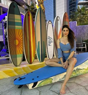 Karishma Kotak feet photo thumbnail