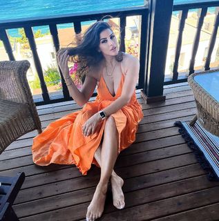 Karishma Kotak feet photo thumbnail