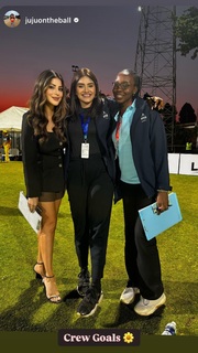 Karishma Kotak feet photo thumbnail