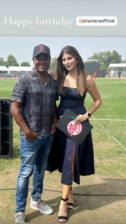 Karishma Kotak feet photo thumbnail