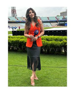 Karishma Kotak feet photo thumbnail