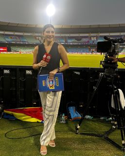 Karishma Kotak feet photo thumbnail