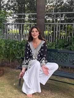 Karishma Kotak feet photo 14
