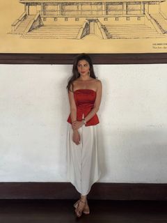Karishma Kotak feet photo 5