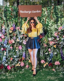 Karishma Sharma feet photo 14