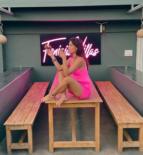 Karishma Sharma feet photo 16