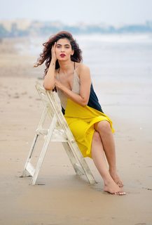 Karishma Sharma feet photo 11